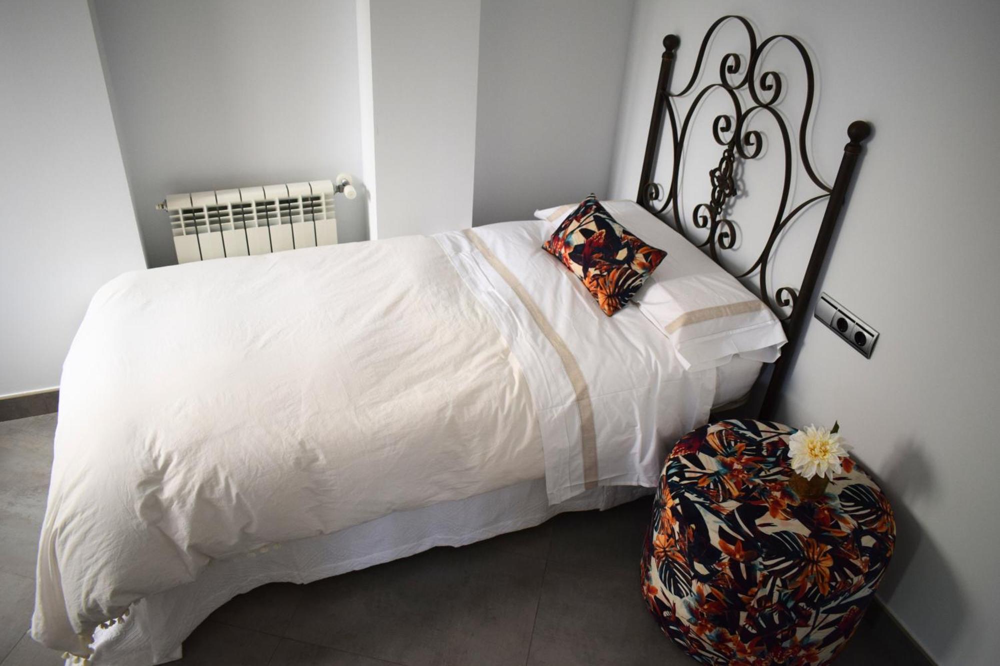 Alojamientos Yecla Centro By Casa De La Feria Del Mueble ييكلا المظهر الخارجي الصورة